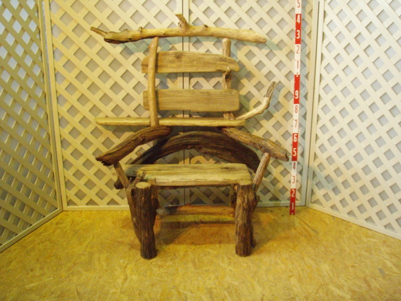 画像: 流木椅子